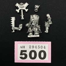 Doc Dreggutz Gorkamorka Ork Métal Warhammer 40,000 40K Orks Painboy