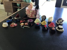 boite à chapeaux avec 25