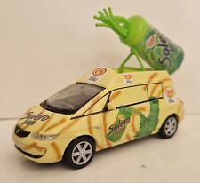 Norev 1/43 - Tour de France 2003 - Renault Avantime Miko Solero Shots