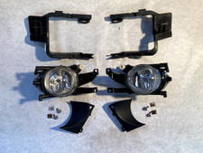 2001-2003 BMW 525i 530i 540i Fog Light Assembly Pair OEM W/ Mounting & Trim Mold