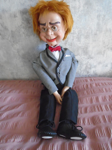 Ventriloquist parlanchin - ventriloquist, mr