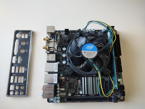 Carte mère mini itx - carte, gigabyte