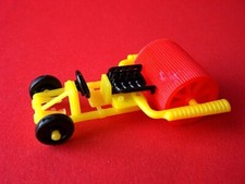 1985 EU VÉHICULE A ROULEAUX 2