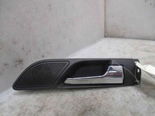 Poignee interieur porte avant