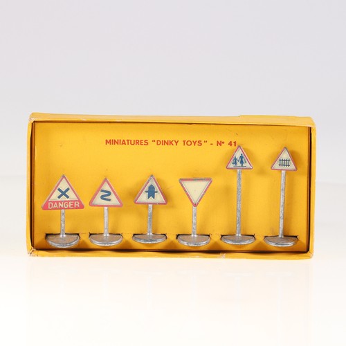 Panneaux routiers dinky - panneaux,