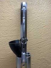 Entonnoir noir pour revolver