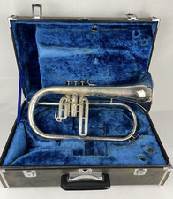 Yamaha YFH-731 Professional Flugelhorn w/case