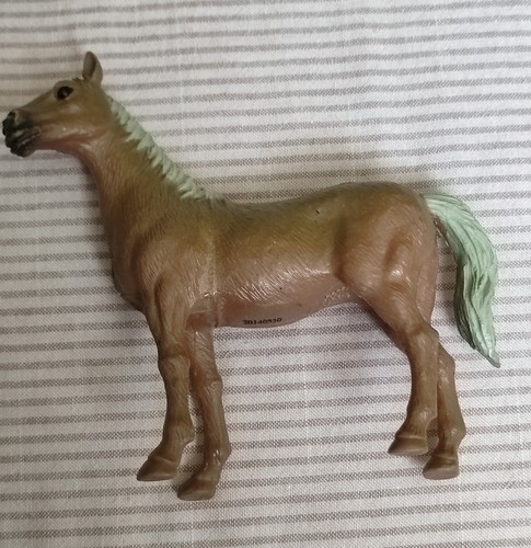 Cheval figurine 2011 - 2011, réf