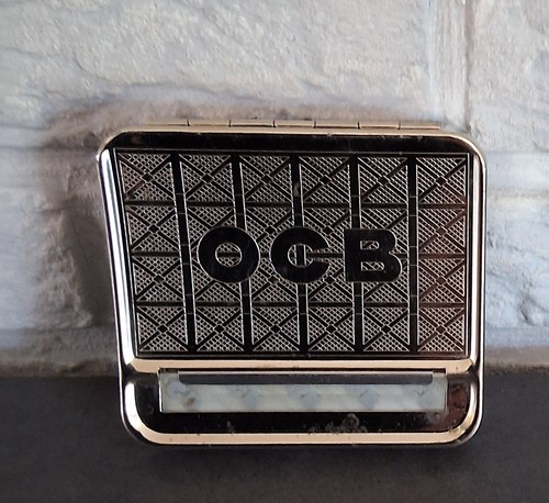 Boîtes tabac rouleuse ocb - boîtes,