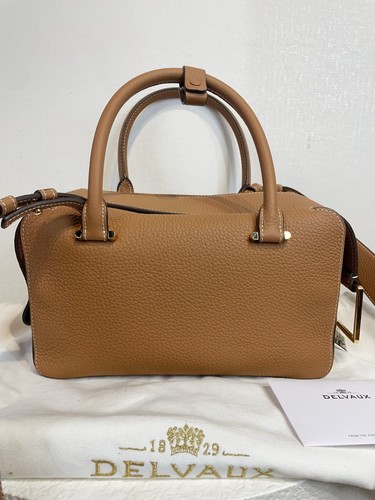 Delvaux cool box - box, gold