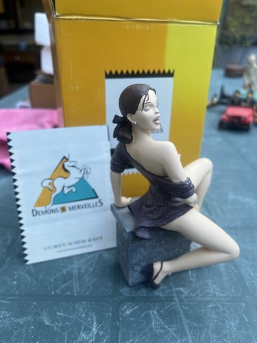 Figurine claudia milo manara - claudia,