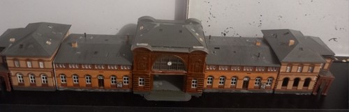 Grande gare faller echelle - grande, n