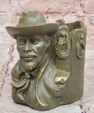 Rustique Cowboy Sculpture –
