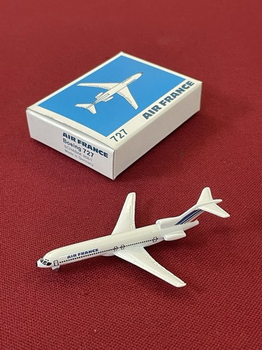 Maquette avion agence air - avion,