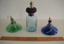 Flacon et 2 brule parfum en verre bullé de couleur NEUFS étiquettes présentes