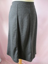 Jupe grise chevrons évasée