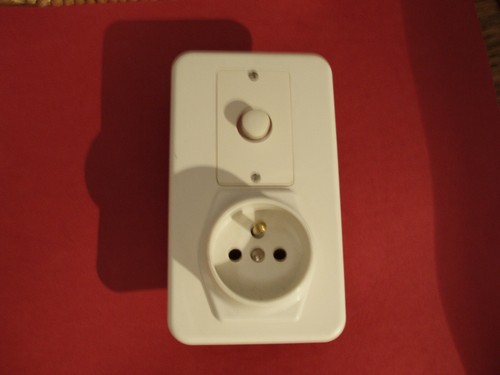 Interrupteur poussoir une - 1,