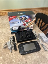 Nintendo Wii U Mario Kart 8 Deluxe 32GBSystem Set