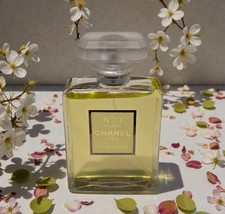 Chanel N°19 Poudré – Eau de Parfum 100 ml, Flacon sans boîte, batch 2022