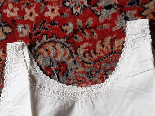 Linge ancien trousseau chemise