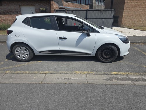 Piece clio - piece,