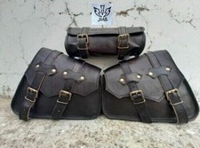 2 sacoches de selle noires