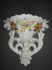 ANCIENNE BOUQUETIÈRE MURALE