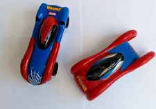 2 voitures miniatures spider