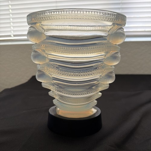 Lalique vase saint mark - lalique,