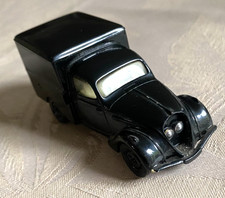 PEUGEOT 202 fourgonnette 1/43e