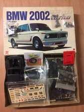 1/20 BANDAI 8084 : BMW 2002