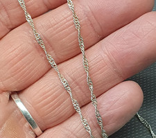 BIJOU - Fine chaine en métal