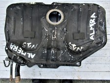 Réservoir d'essence Nissan