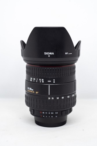 Objectif hyper zoom sigma - objectif, hyper-zoom
