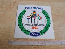 Autocollant FORD ESCORT - VOITURE DE L'ANNÉE 1981