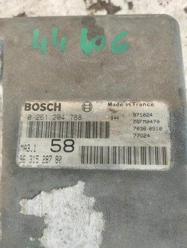Calculateur moteur peugeot - moteur,