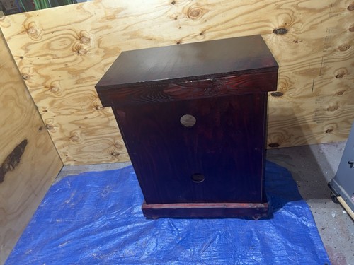 Handmade fish tank - fish, stand/end