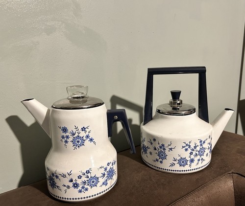 Lot cafetière bouilloire - cafetière, et