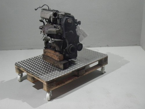 Moteur sans pièces - , (essence)