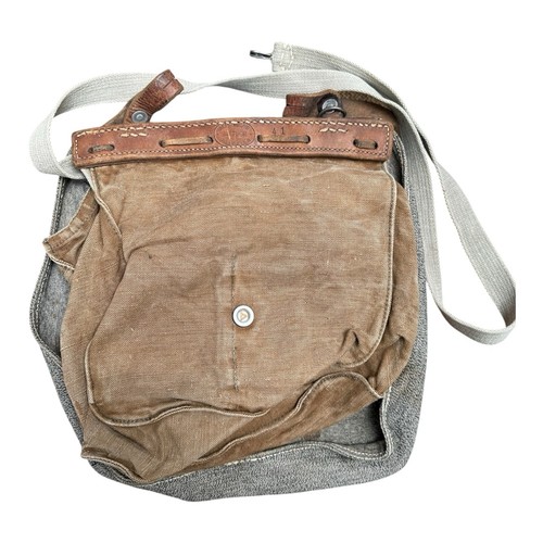 Ancien sac pain - À,