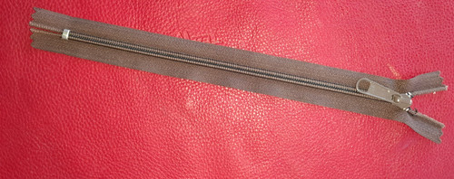 Fermeture eclair marron - fermeture, 24