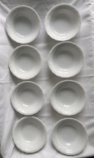 8 COUPELLES RONDES PORCELAINE