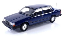 MINICHAMPS, VOLVO 740 GL 1986 Bleu foncé métallique, échelle 1/18, MNC155171701