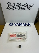 1 entretoise yamaha