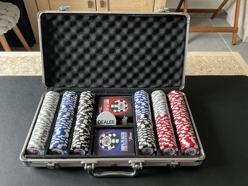 Mallette poker 300 jetons - mallette,
