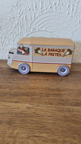 Magnifique boite metal biscuit - magnifique,