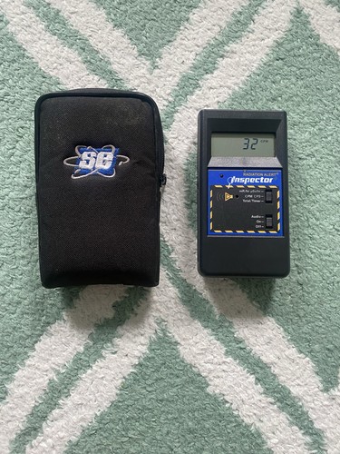 Inspector with holding pouch - inspector+,