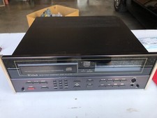 McIntosh MCD7005 CD Player working with remote and manual, new transport gears