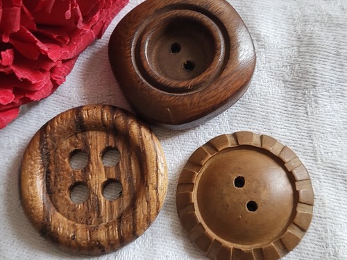 Trio gros boutons - , en