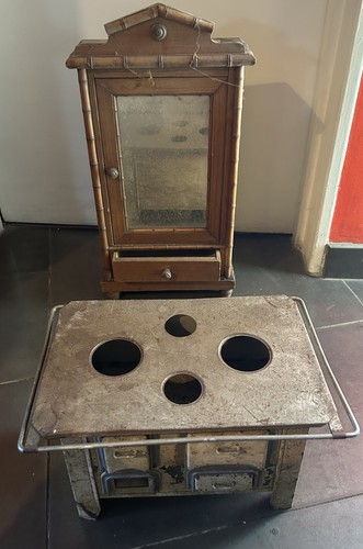 Meuble armoire poupée - meuble,